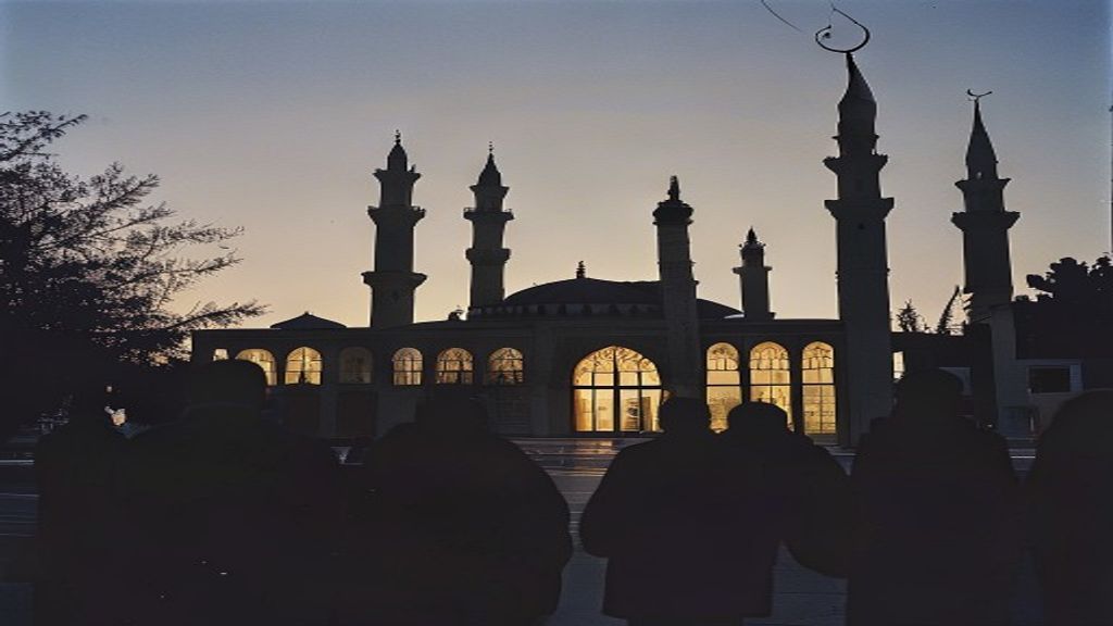 ‘It doesn’t feel real’: Witnesses recount shock and disbelief after San Diego mosque